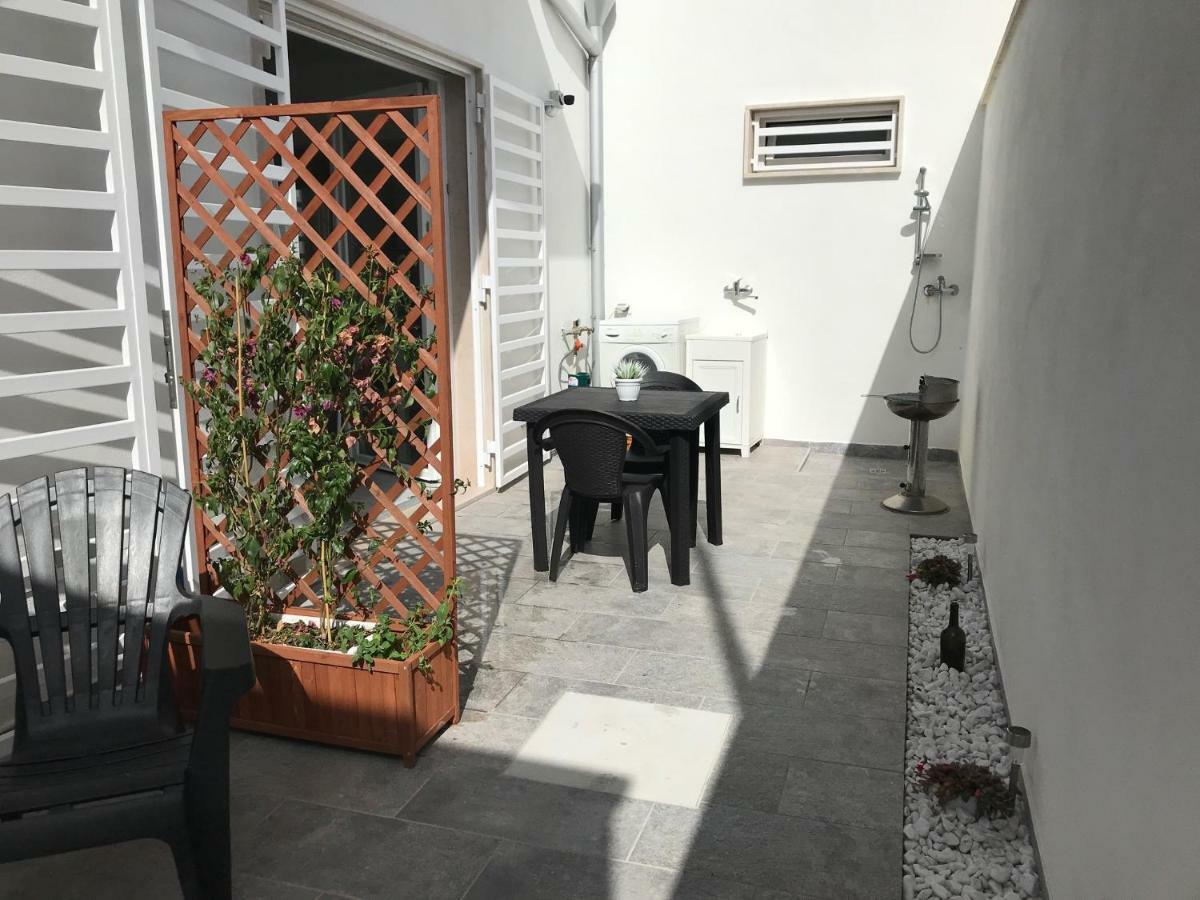 Appartamento DoppioBi Torre Lapillo Esterno foto
